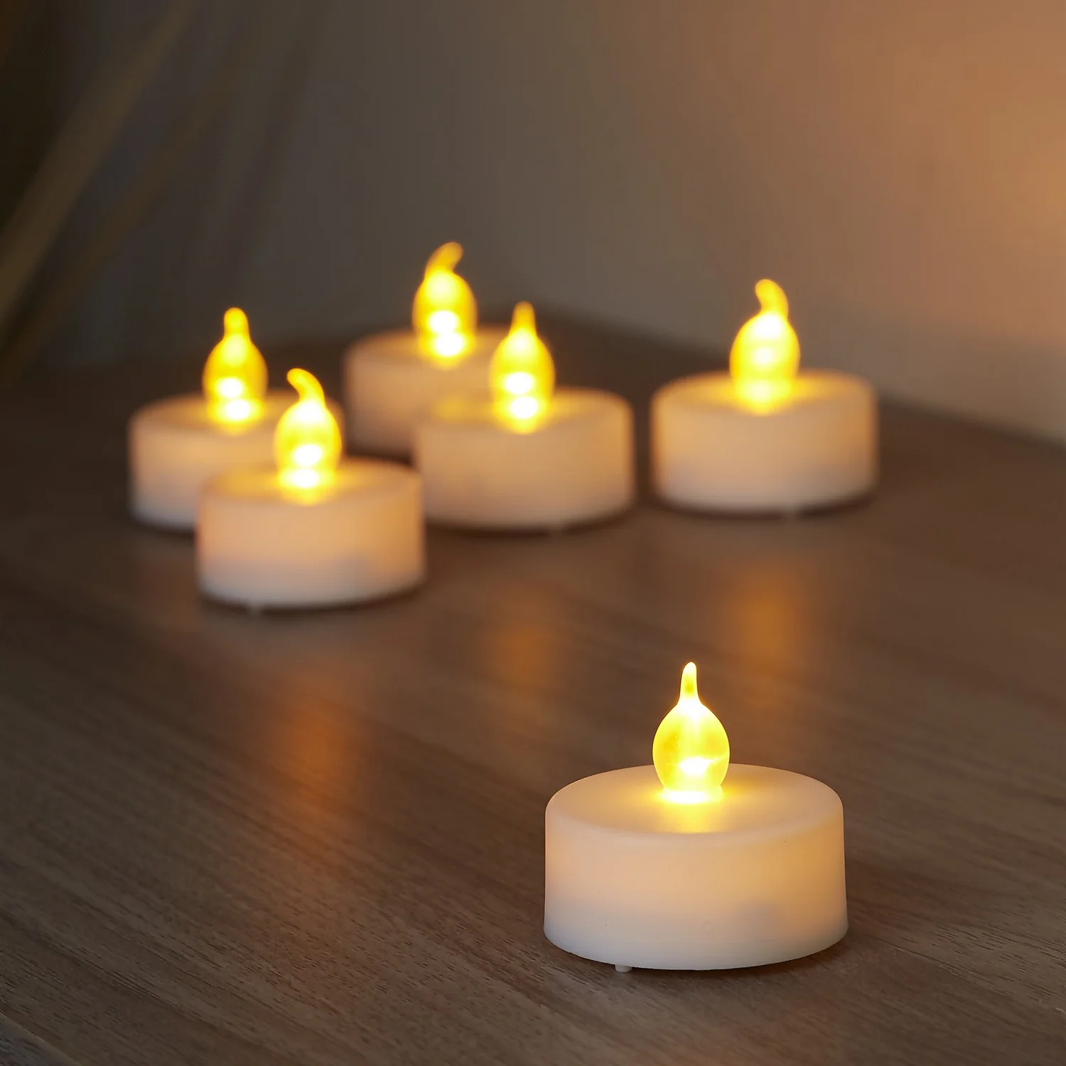 Pack Of 6 LED Tealight Candles - White 5 Pack Of 6 LED Tealight Candles - White - Image 5
