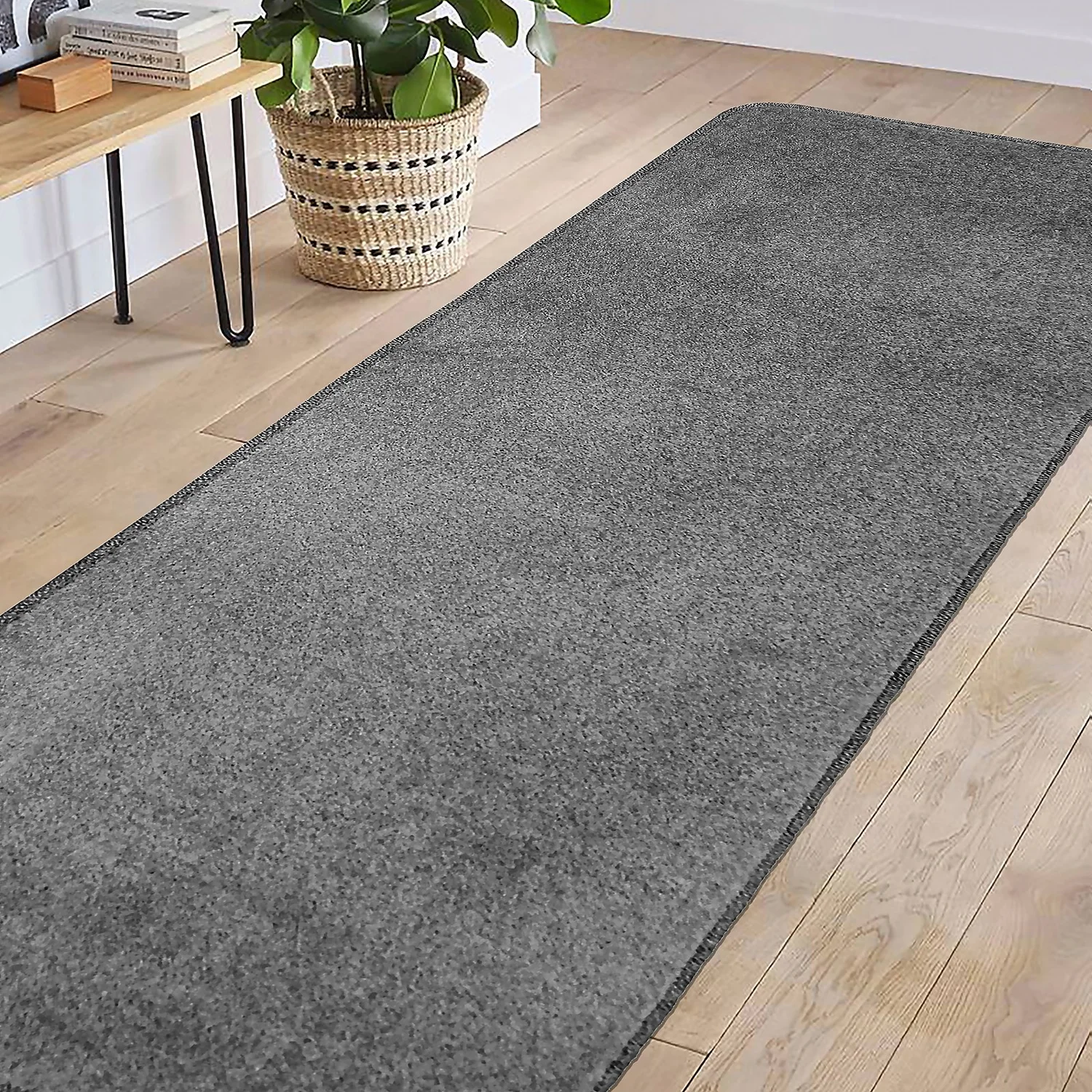 High Grade Runner - Dark Grey - 80x140cm 2 High Grade Runner - Dark Grey - 80x140cm - Image 2