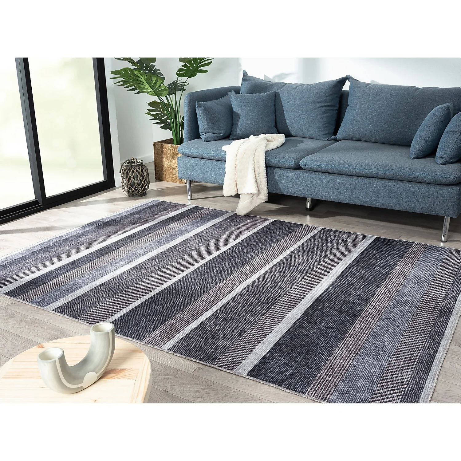 Persian Washable Nasrin Rug - 120x170cm 2 Persian Washable Nasrin Rug - 120x170cm - Image 2