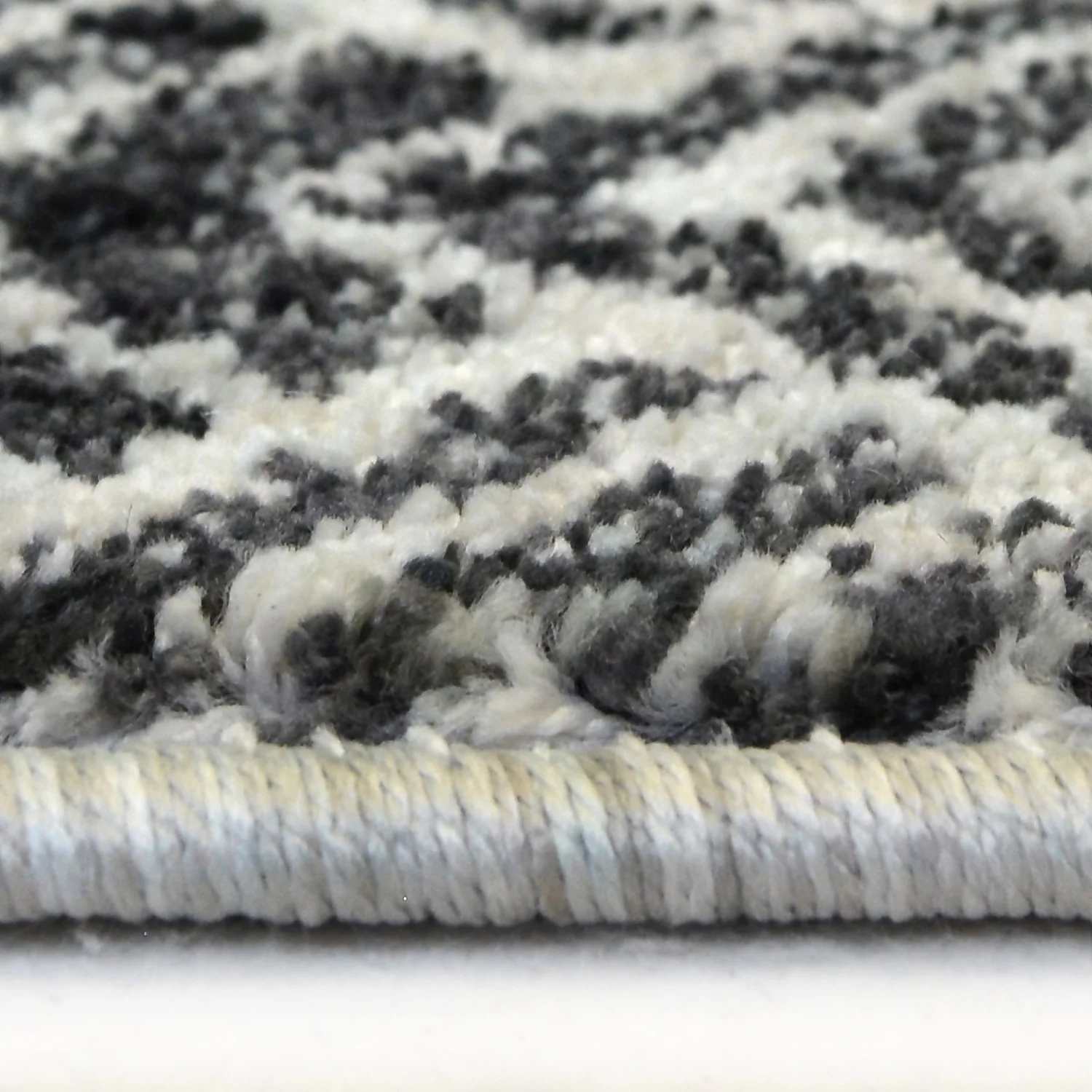 Neptune Recycled Geometric Rug - 120x170cm 4 Neptune Recycled Geometric Rug - 120x170cm - Image 4