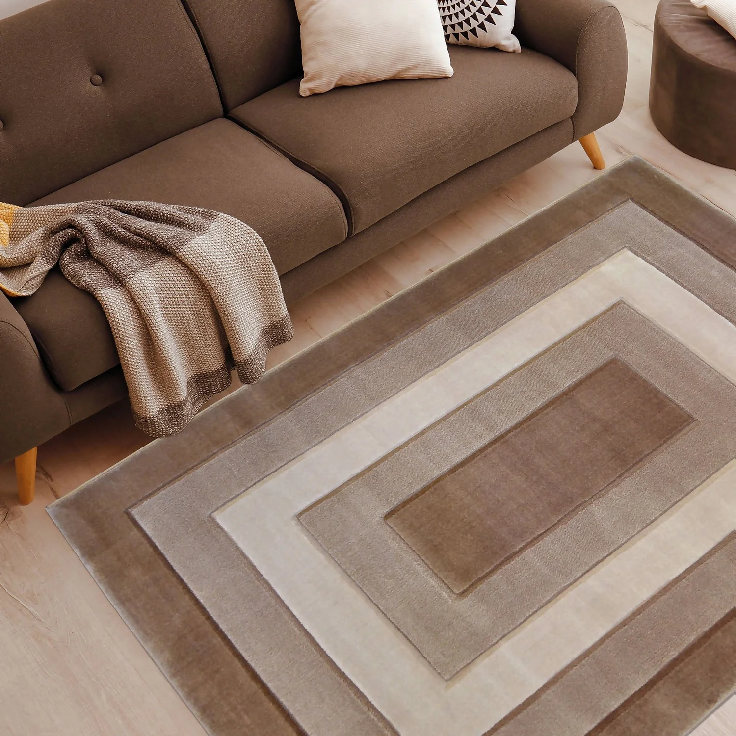 Daytona Border Rug - Latte - 120x170cm 2 Daytona Border Rug - Latte - 120x170cm - Image 2