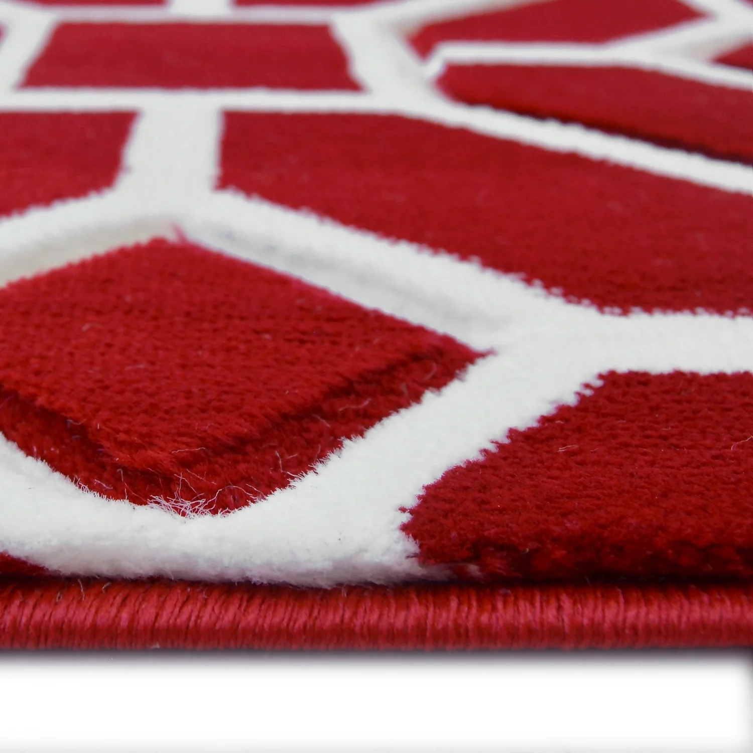 Daytona Gorton Rug - Red - 160x230cm 3 Daytona Gorton Rug - Red - 160x230cm - Image 3