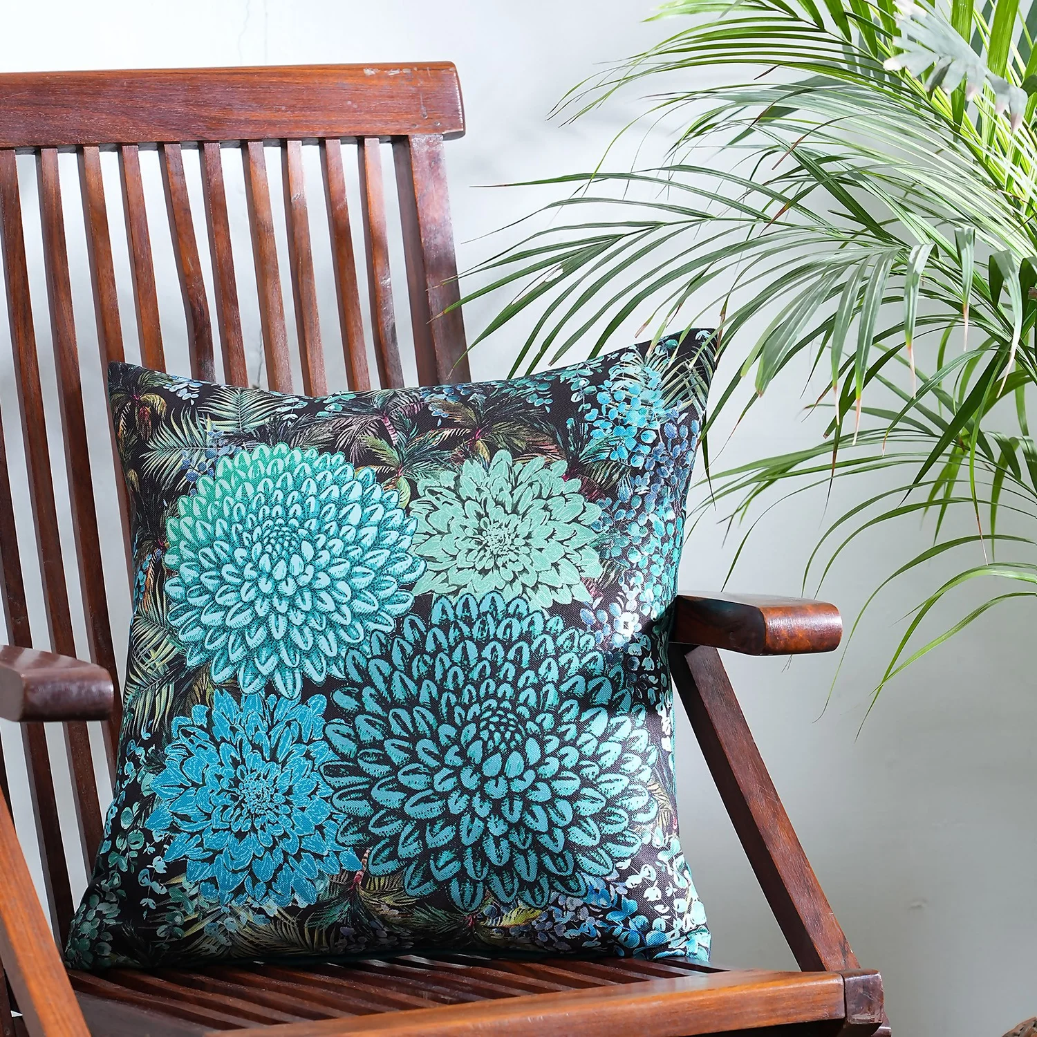 Foliage Garden Cushion - Green 2 Foliage Garden Cushion - Green - Image 2