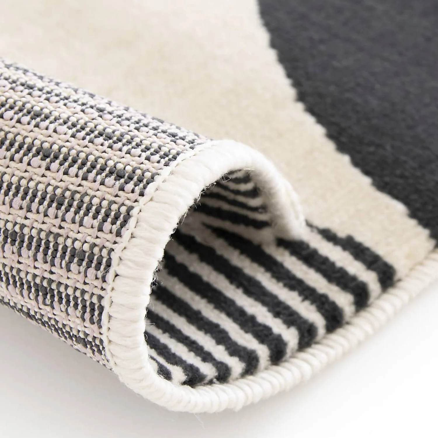 Geometric Rug - Monochrome - 160x230cm 5 Geometric Rug - Monochrome - 160x230cm - Image 5