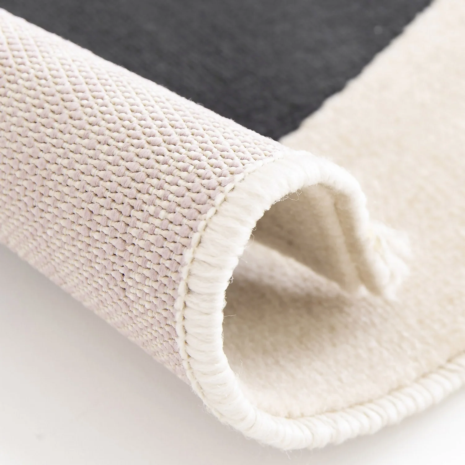 Retro Circle Rug - Monochrome - 120x170cm 4 Retro Circle Rug - Monochrome - 120x170cm - Image 4