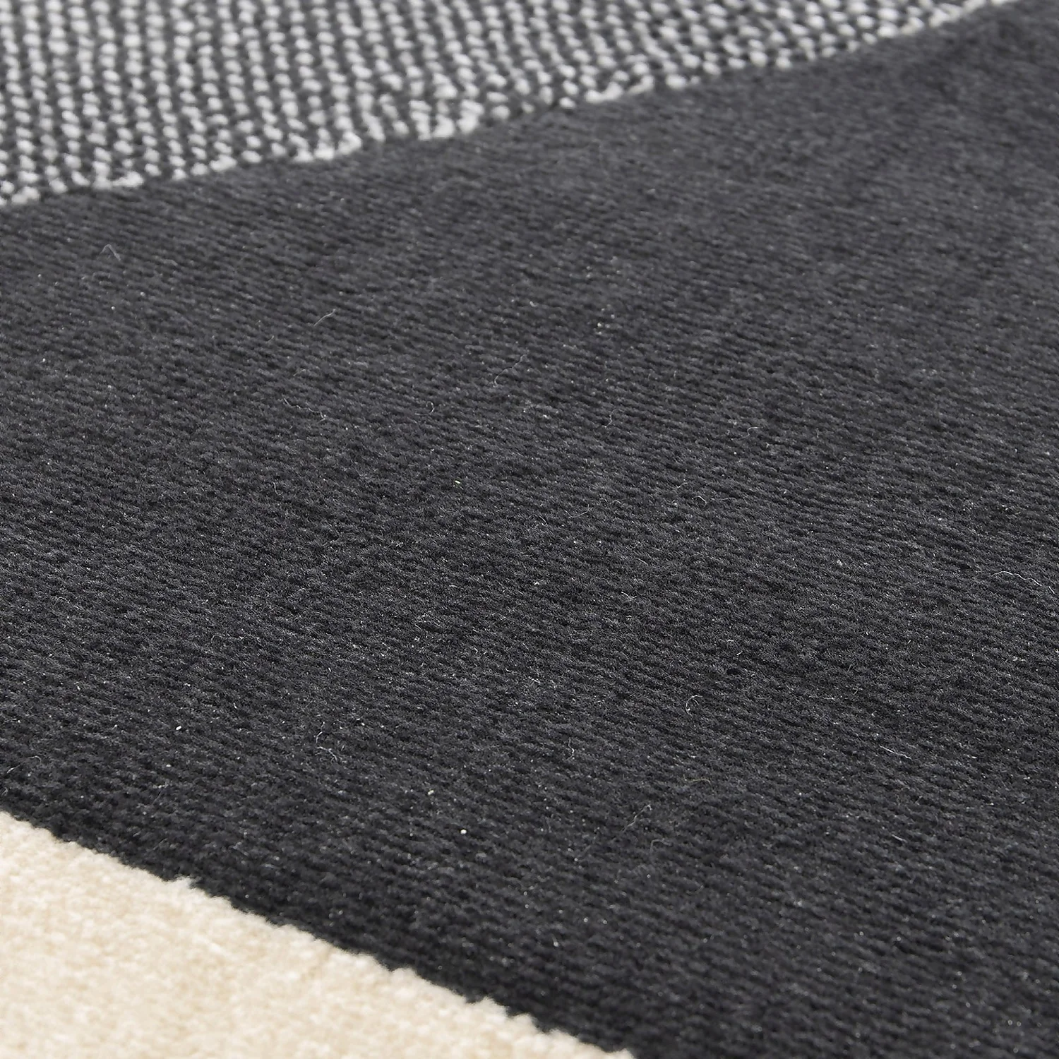 Retro Circle Rug - Monochrome - 120x170cm 3 Retro Circle Rug - Monochrome - 120x170cm - Image 3